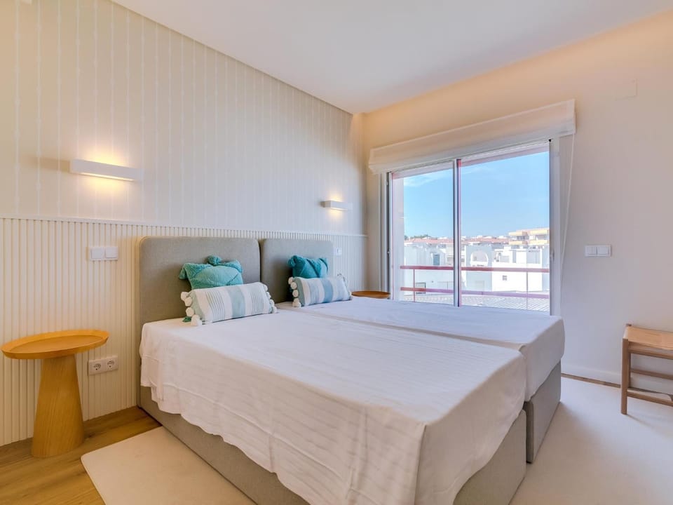 Penthouse T4 com Vista Mar em Quarteira Apartment in Quarteira