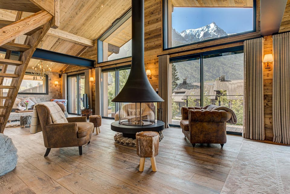 Natural landscape, Living room, Seating area, Mountain view