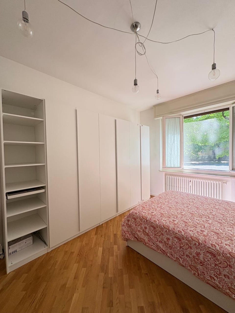 Bed, Photo of the whole room, Bedroom, wardrobe