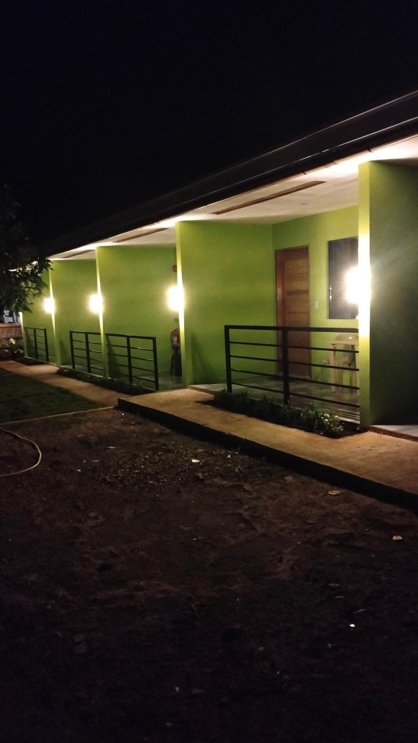 Malunggay's Inn Apartment in Panglao