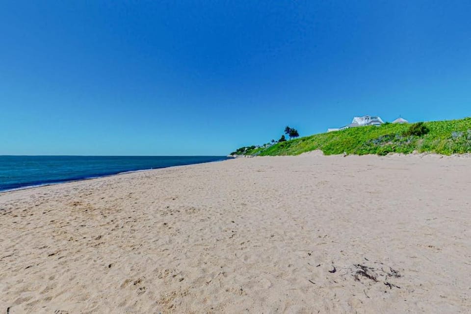 Shoreline Escape House in New Seabury