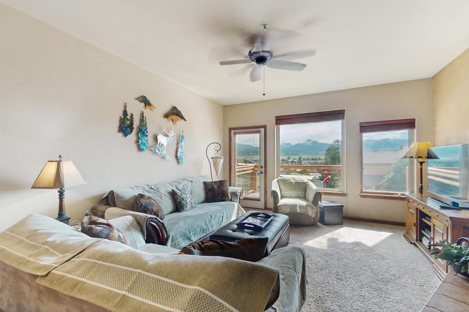 View House Apartment in Fraser