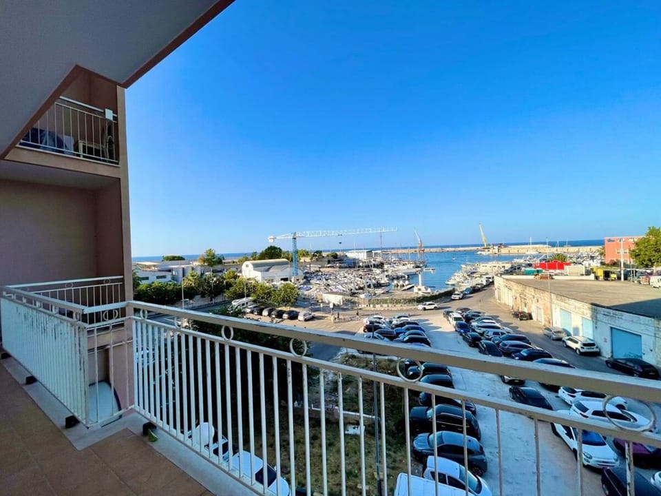 View (from property/room), Balcony/Terrace