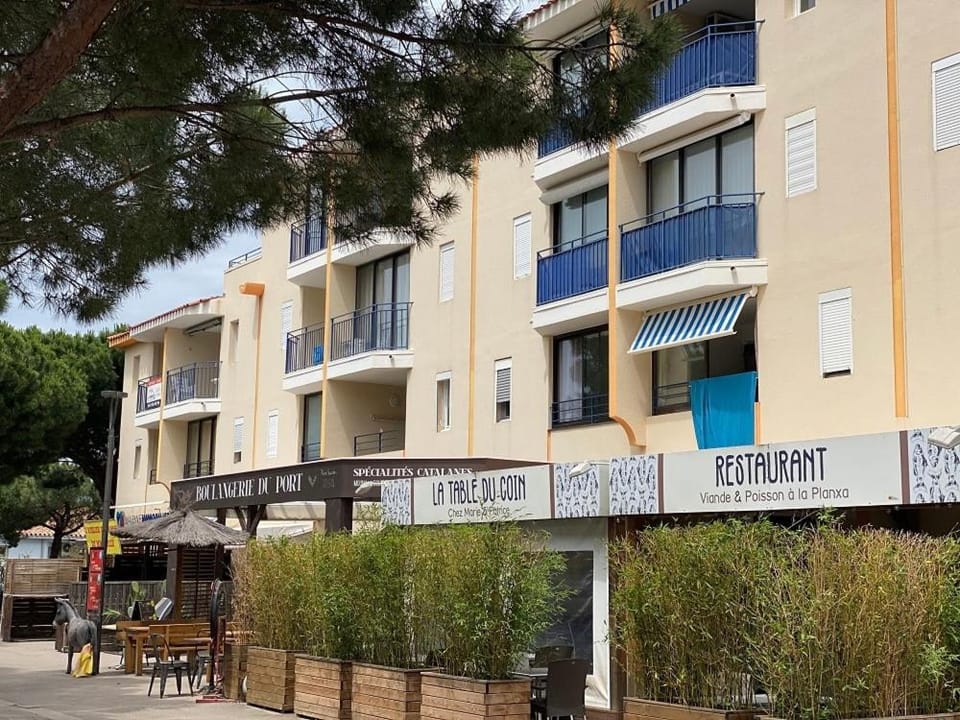 Port-Argeles T2 Cabine et parking Cabin in Argeles-sur-Mer