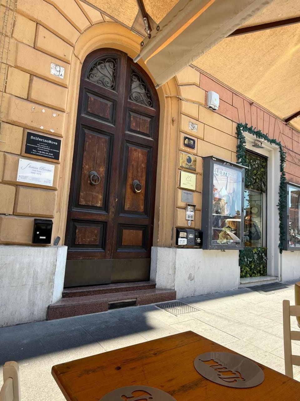 Property building, Facade/entrance