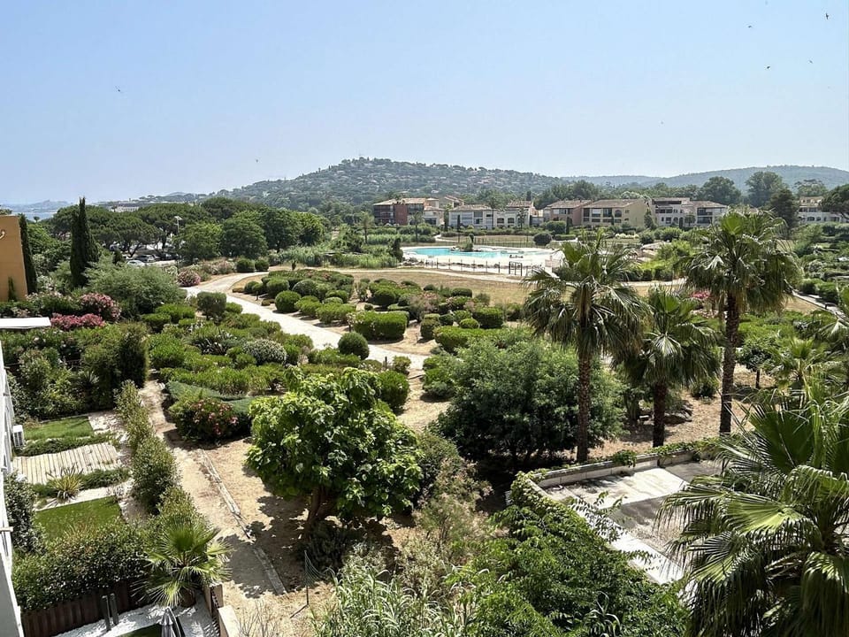 Garden, Pool view