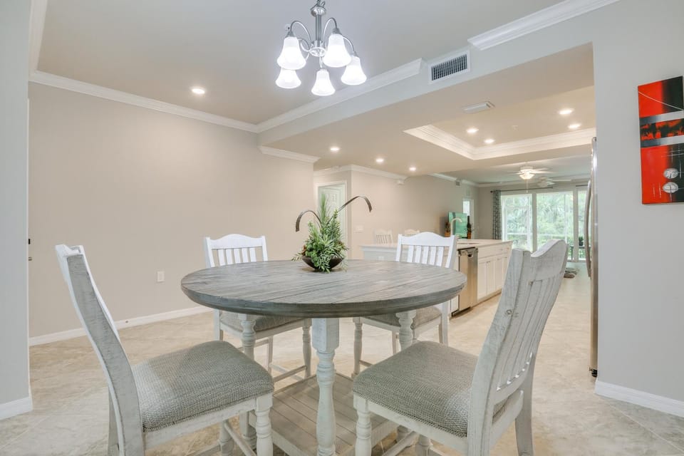 Fort Myers Condo on 1st Floor: Near Shops & Golf House in Fort Myers