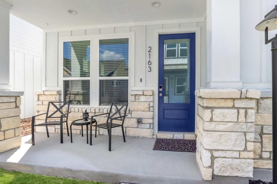 Gorgeous 2 BDR Cottage Minutes to Everything NBTX House in New Braunfels