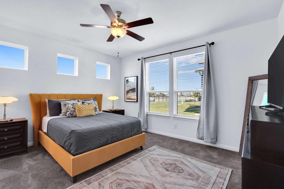 Gorgeous 2 BDR Cottage Minutes to Everything NBTX House in New Braunfels
