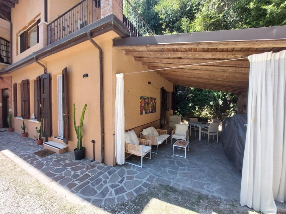 Valle Fiorita 42 - Garden apartment Apartment in Lake Garda