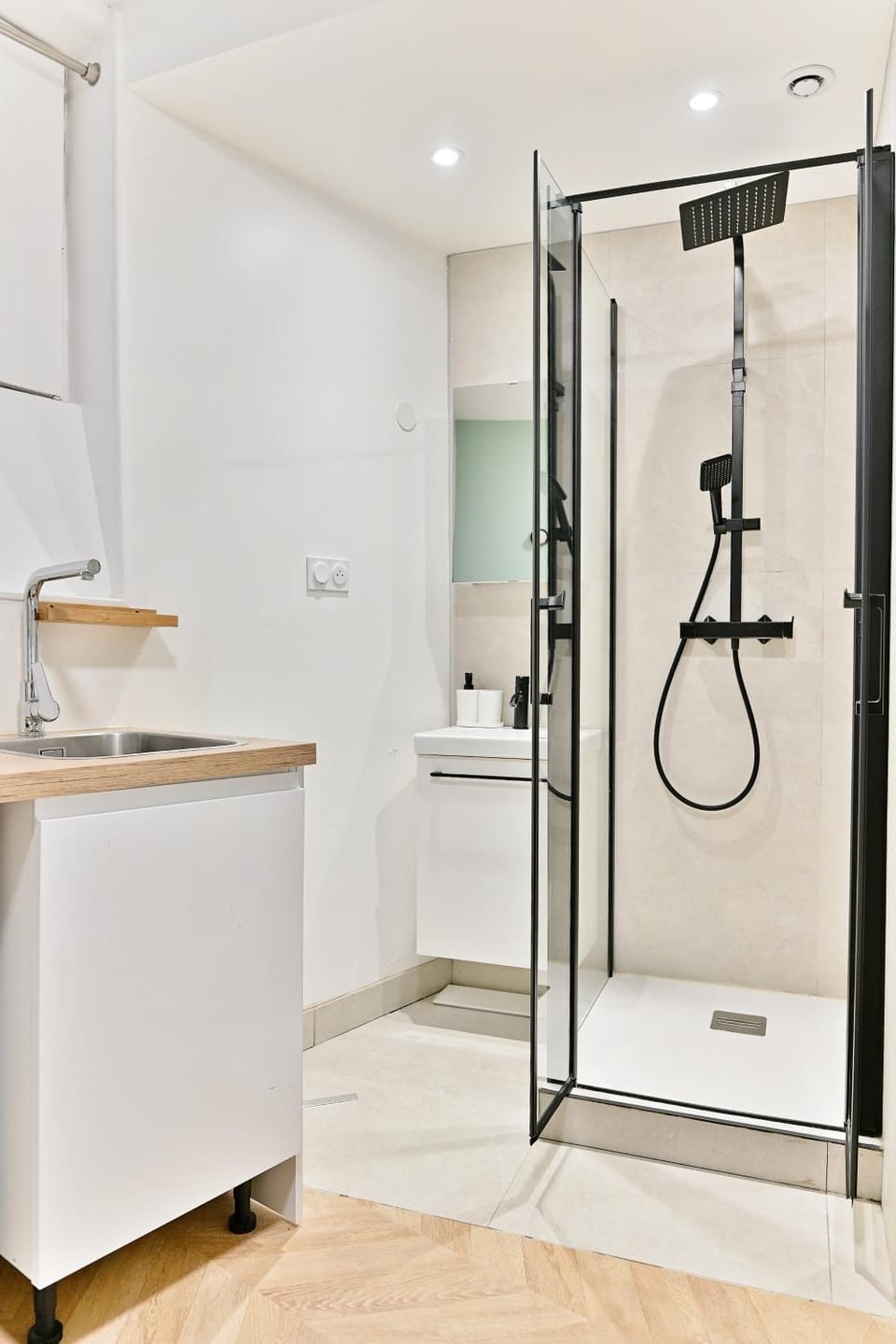 Shower, Bathroom
