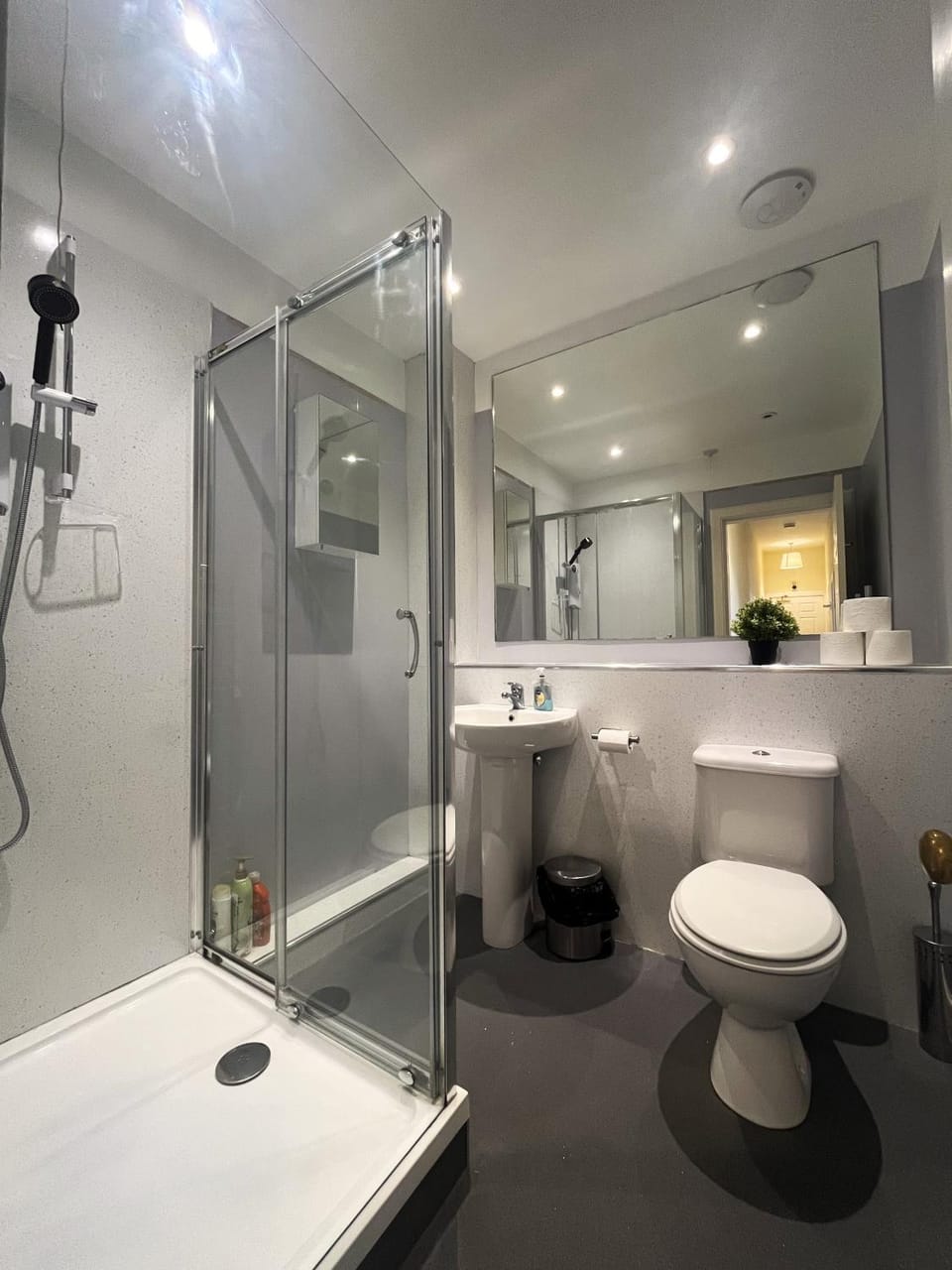 Toilet, Bathroom