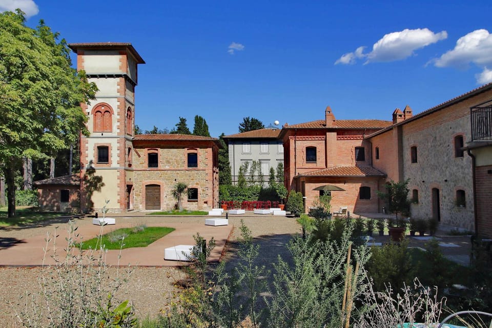 Property building, Spring, Day, Garden, Garden view