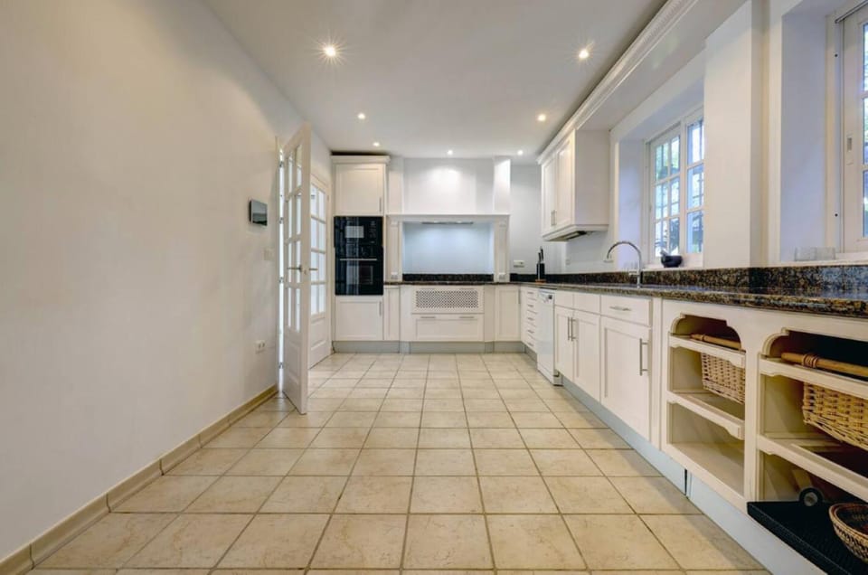 Kitchen or kitchenette, Breakfast, kitchen, kitchen