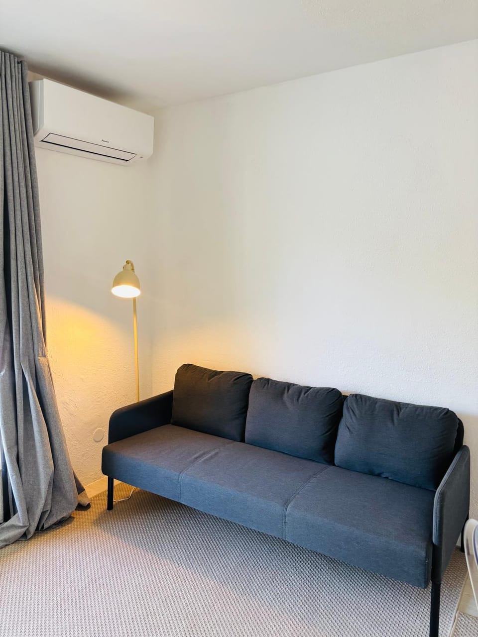 Studio vue berges avec piscine Apartment in La Grande-Motte