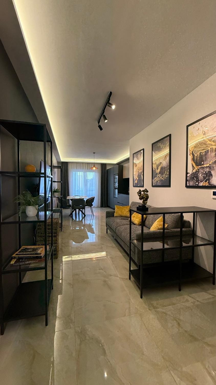 TV and multimedia, Seating area, air conditioner, air conditioner
