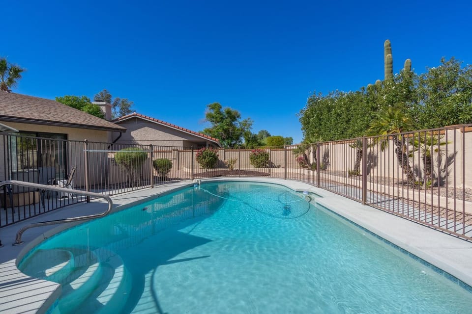 Pool view, Swimming pool