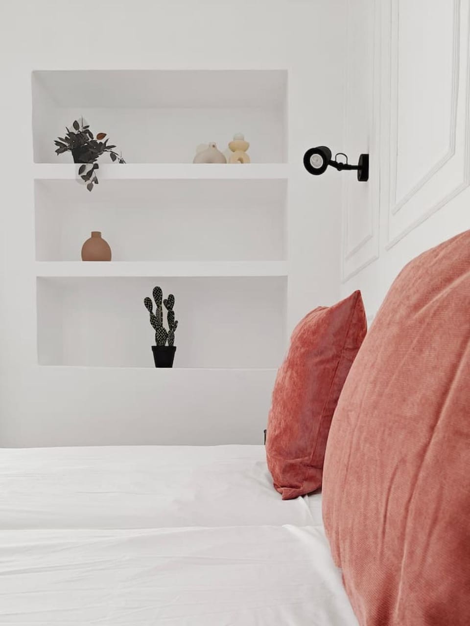 Bed, Decorative detail, Bedroom