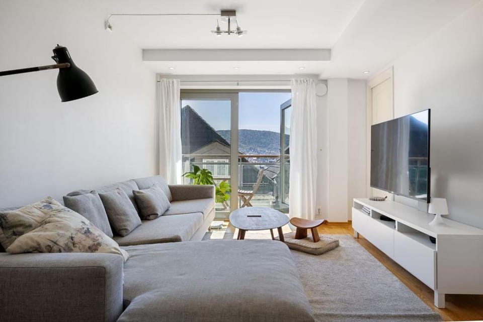 Central Bergen apt w Balcony Apartment in Bergen