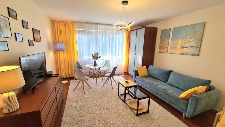 Living room, Bedroom