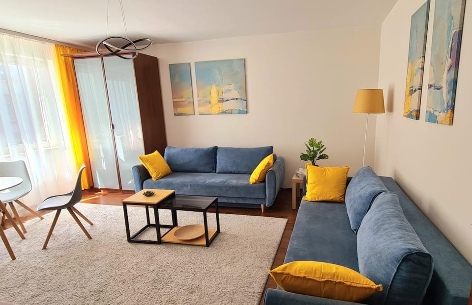 Living room, Bedroom