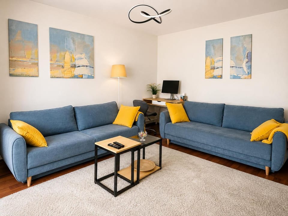 Living room, Bedroom