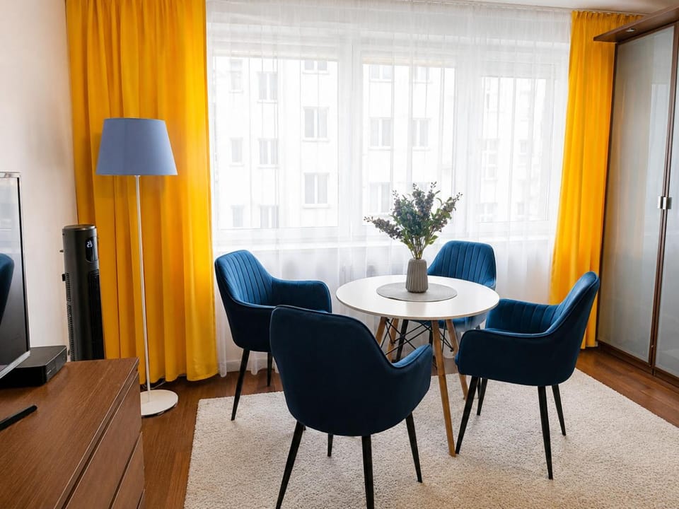 Living room, Bedroom