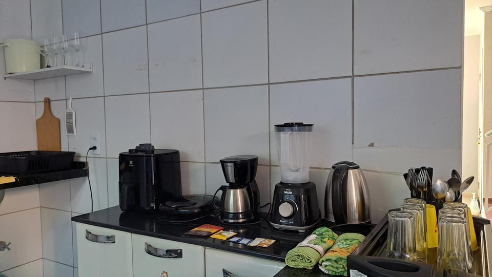 Coffee/tea facilities, stove, toaster