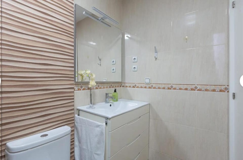 Apartamento Playa y montaña Apartment in Torremolinos