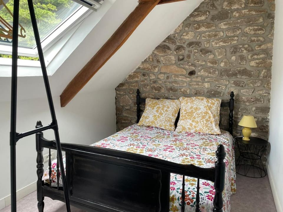 Longère Brittany Center House in Finistere