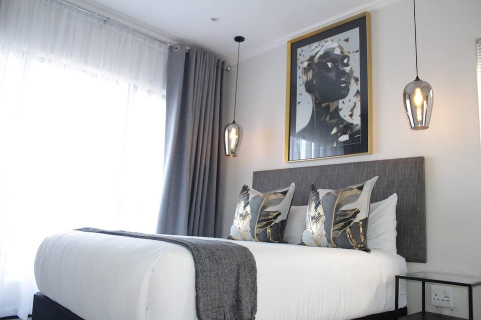 Bed, Decorative detail, Bedroom