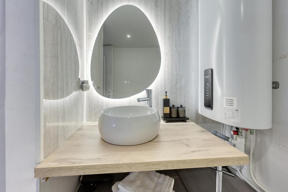 Shower, Bathroom