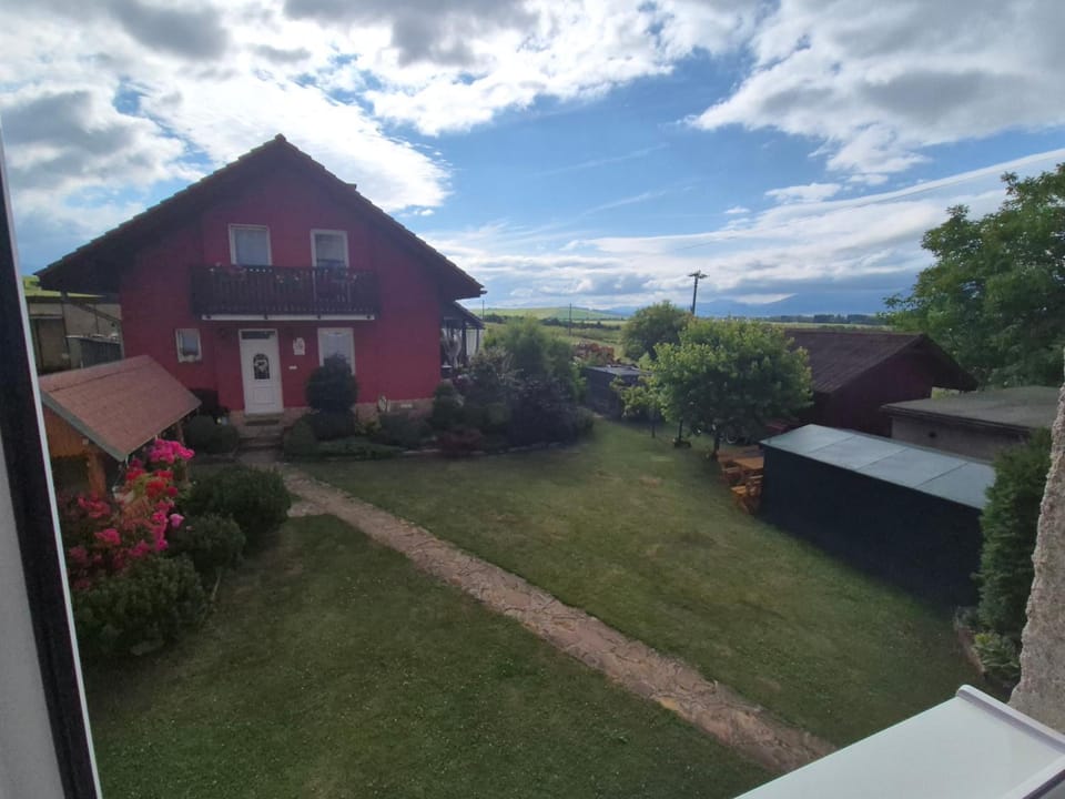 Garden, Garden view