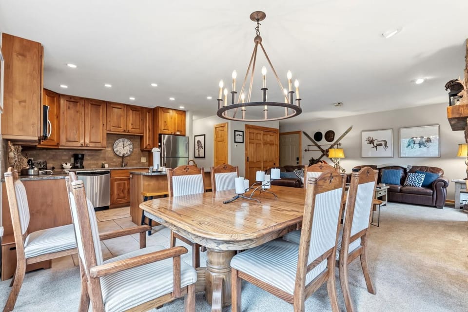 Tannenbaum 24 by Ski Country Resorts Apartment in Breckenridge