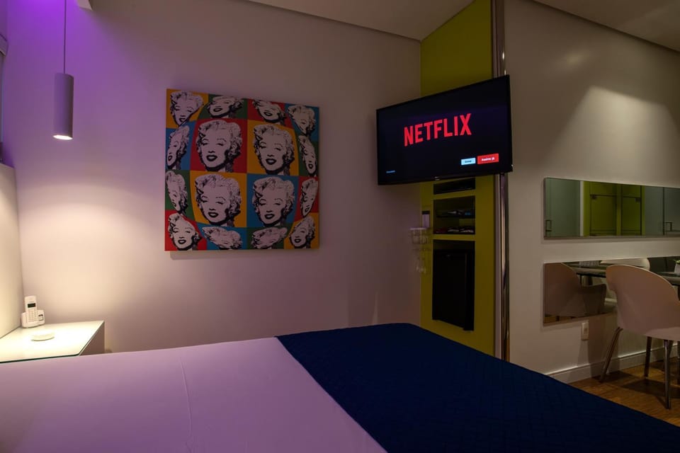 Bed, TV and multimedia, Photo of the whole room, Bedroom, Meals, minibar