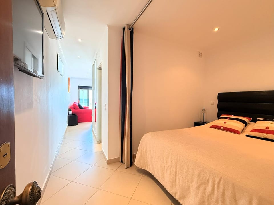 Bedroom, VIP