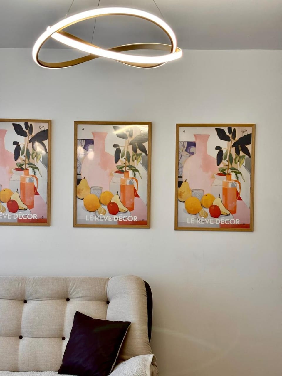Living room, Decorative detail, Seating area
