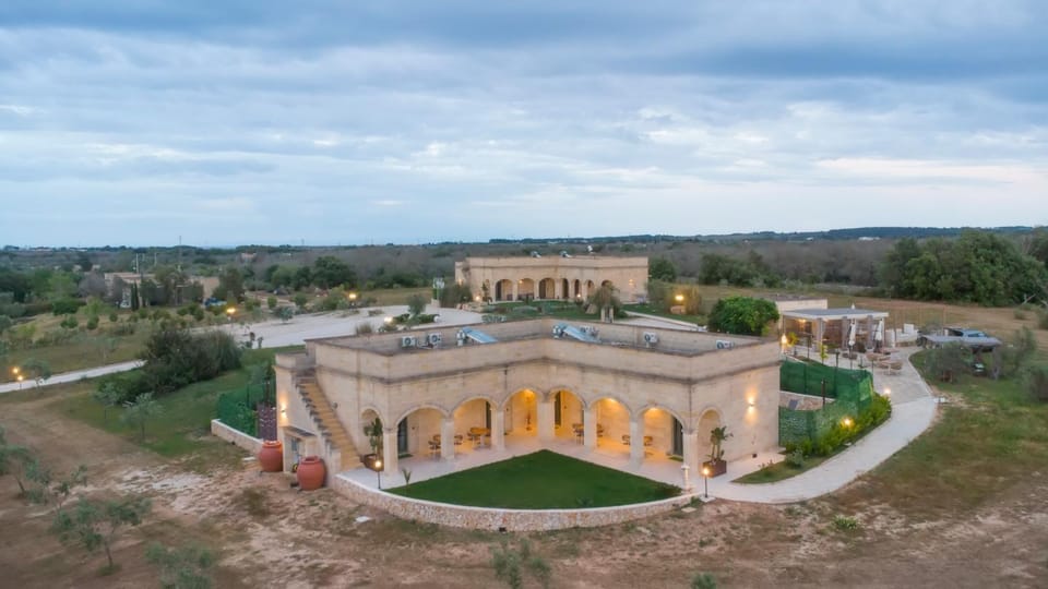 Property building, Garden, Garden view
