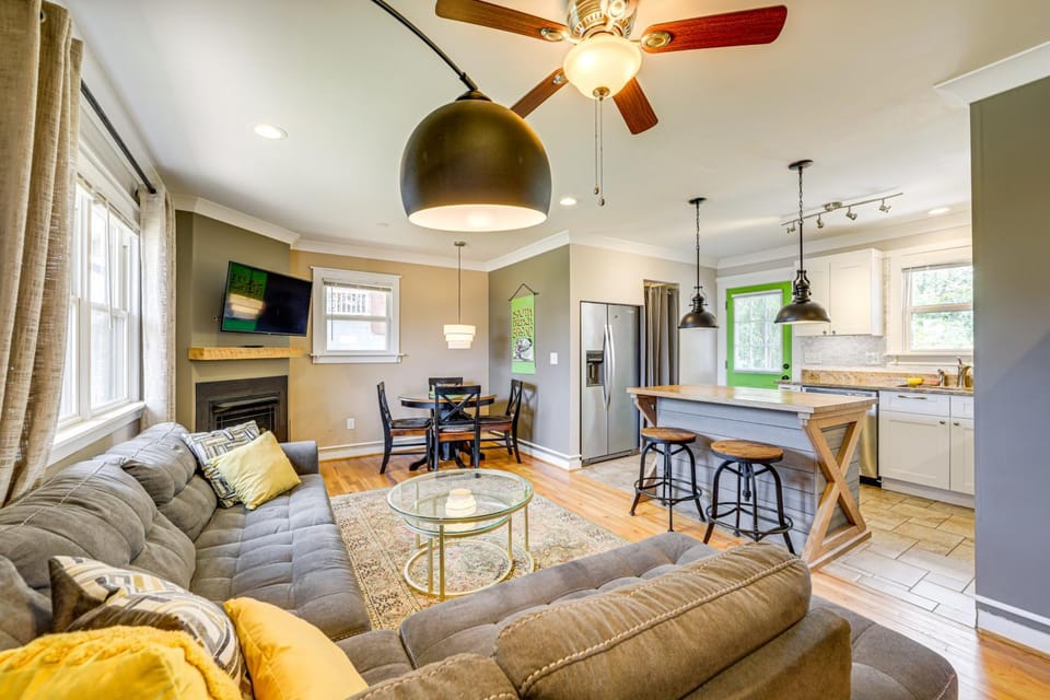 River Arts District Home - Walk to Downtown! House in Asheville