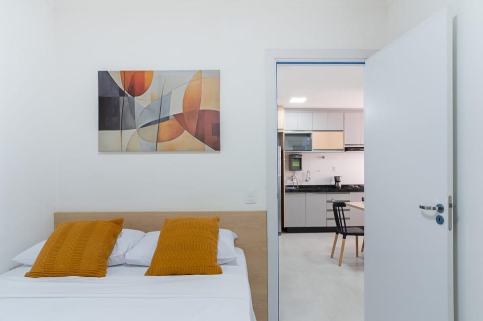 Flo - 106 Central novo 2 quartos com Ar- Q e F home office Apartment in Londrina