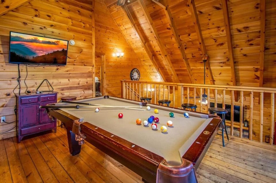 Kick Back Shack by Avada Properties House in Sevier County