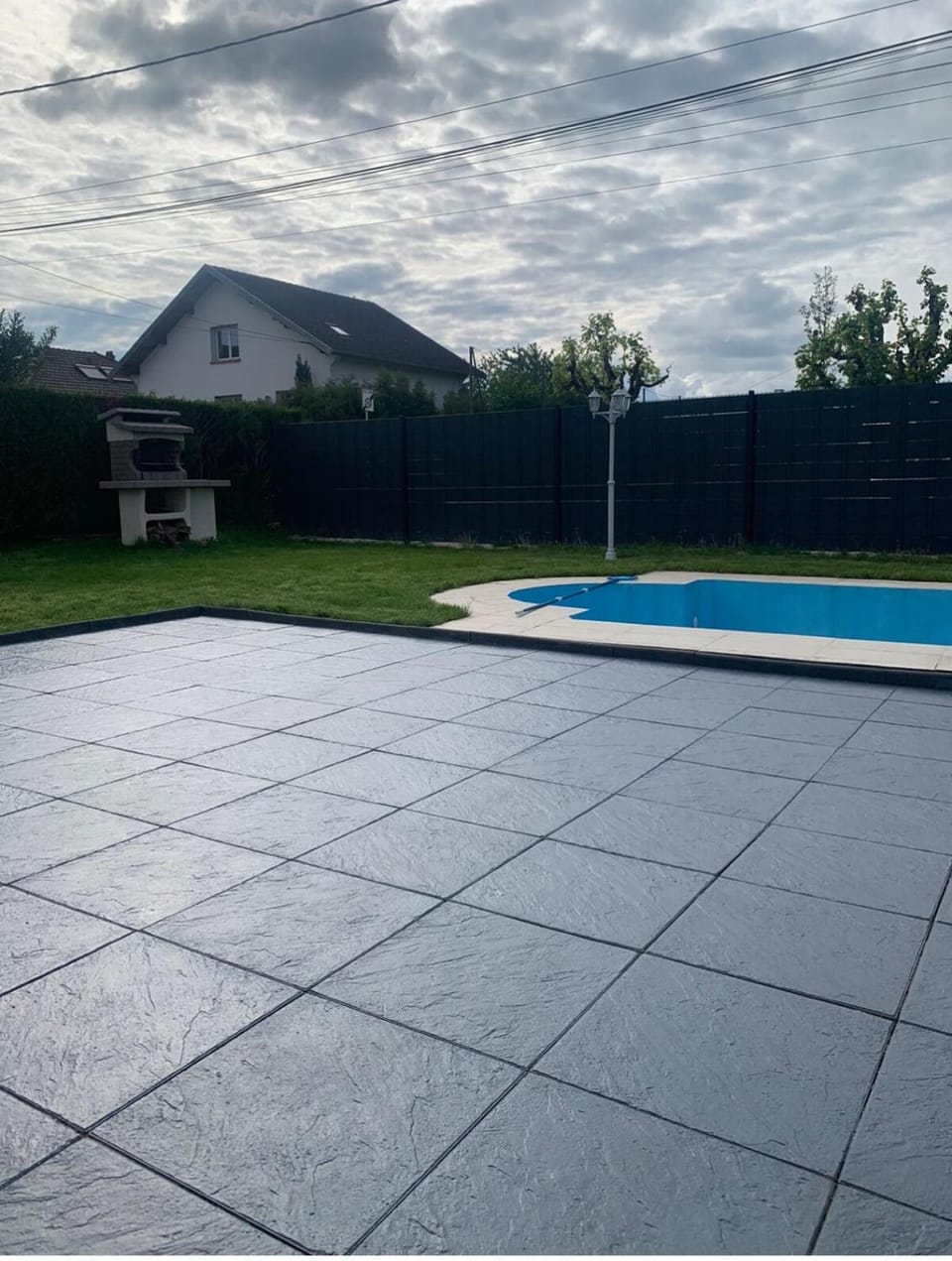 Maison jardin barbecue parking Villa in Montbéliard