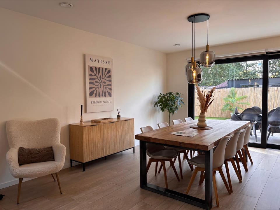 Luxe woning met verwarmd zwembad Villa in Flanders