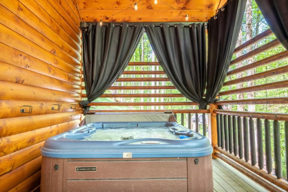 Nestled Inn By Avada Properties House in Gatlinburg