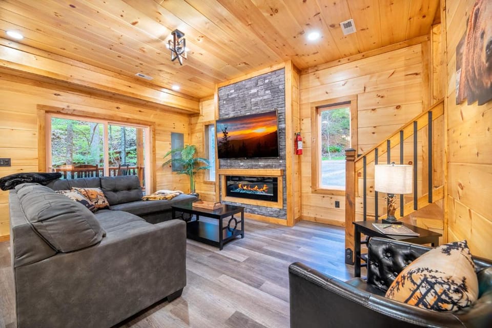 Nestled Inn By Avada Properties House in Gatlinburg