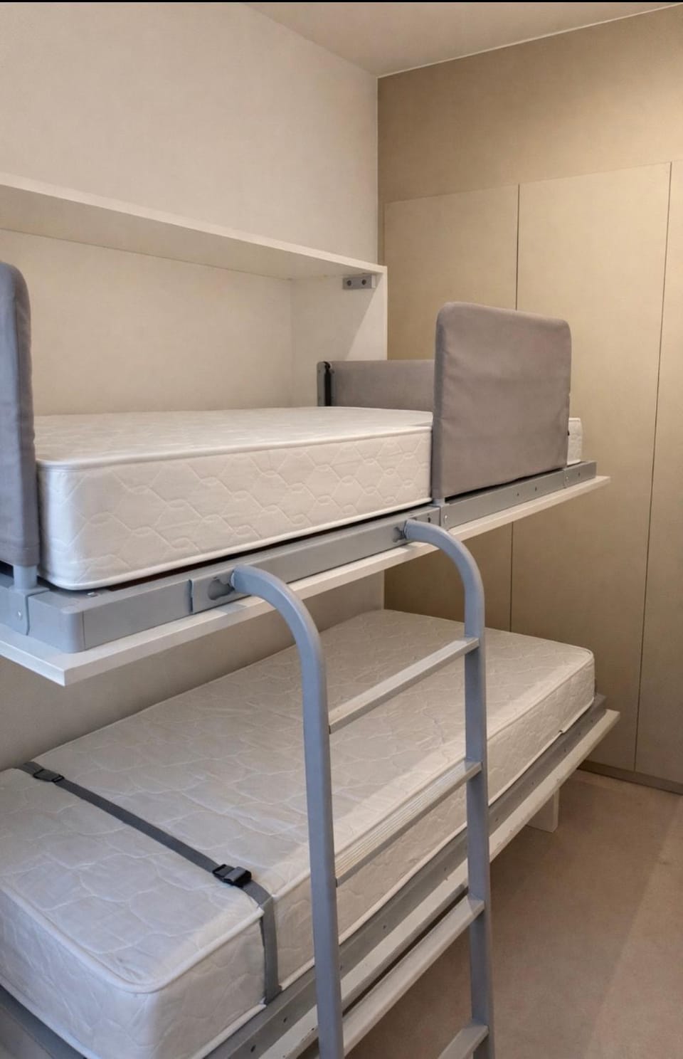 Appartement met zeezicht Apartment in De Panne