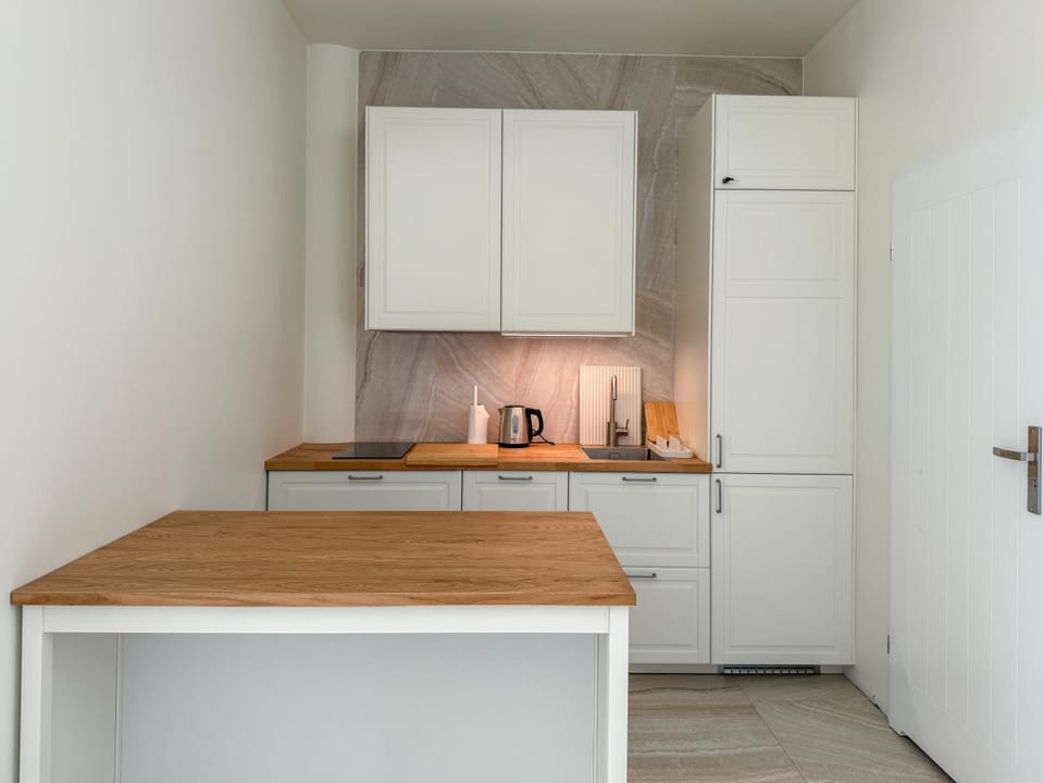 Kitchen or kitchenette, stove
