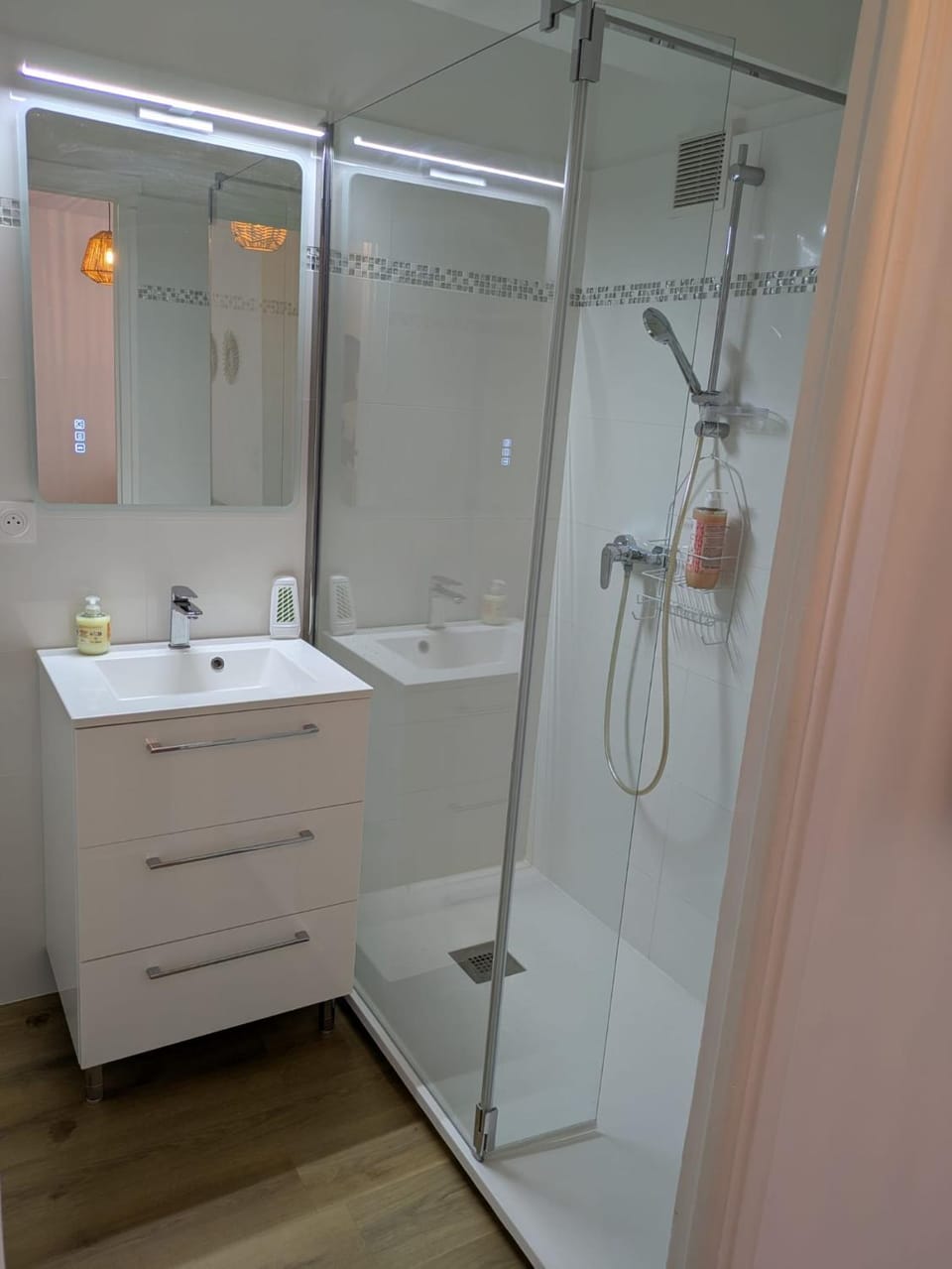 Shower, Bathroom