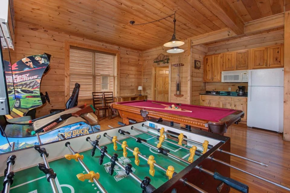 Splash Mountain By Avada Properties House in Pigeon Forge