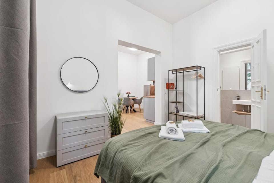 Bed, Photo of the whole room, Bedroom, towels, wardrobe